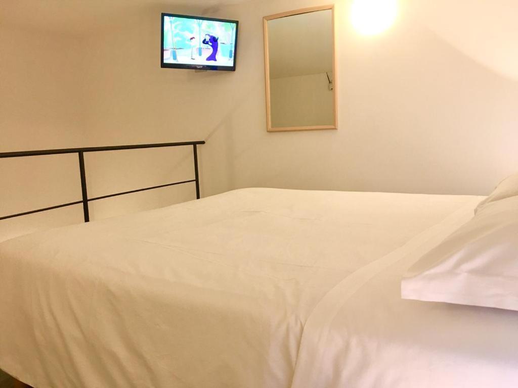 Casa Mafalda B&B Липари Екстериор снимка