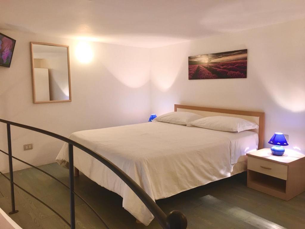 Casa Mafalda B&B Липари Екстериор снимка
