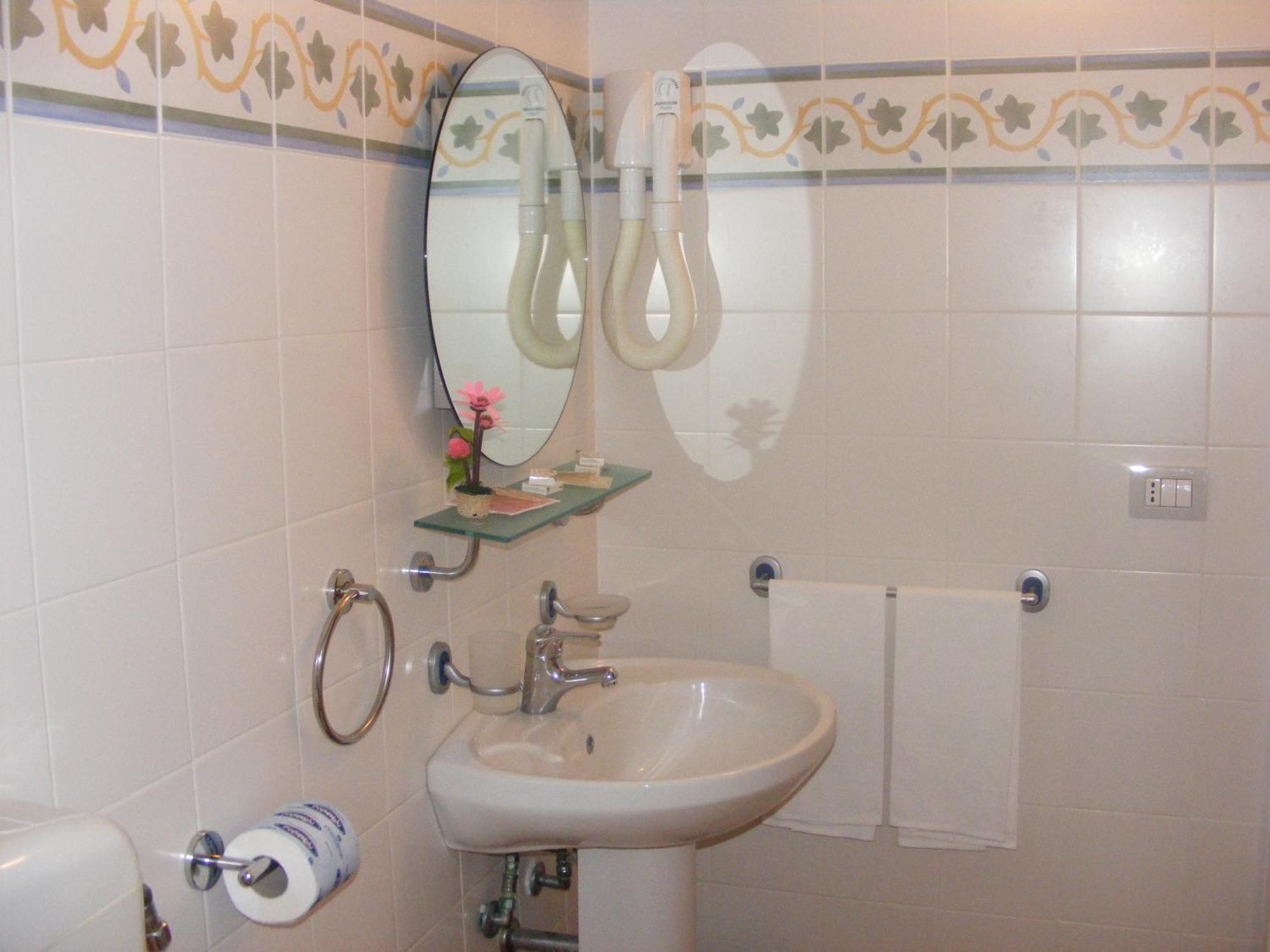Casa Mafalda B&B Липари Екстериор снимка