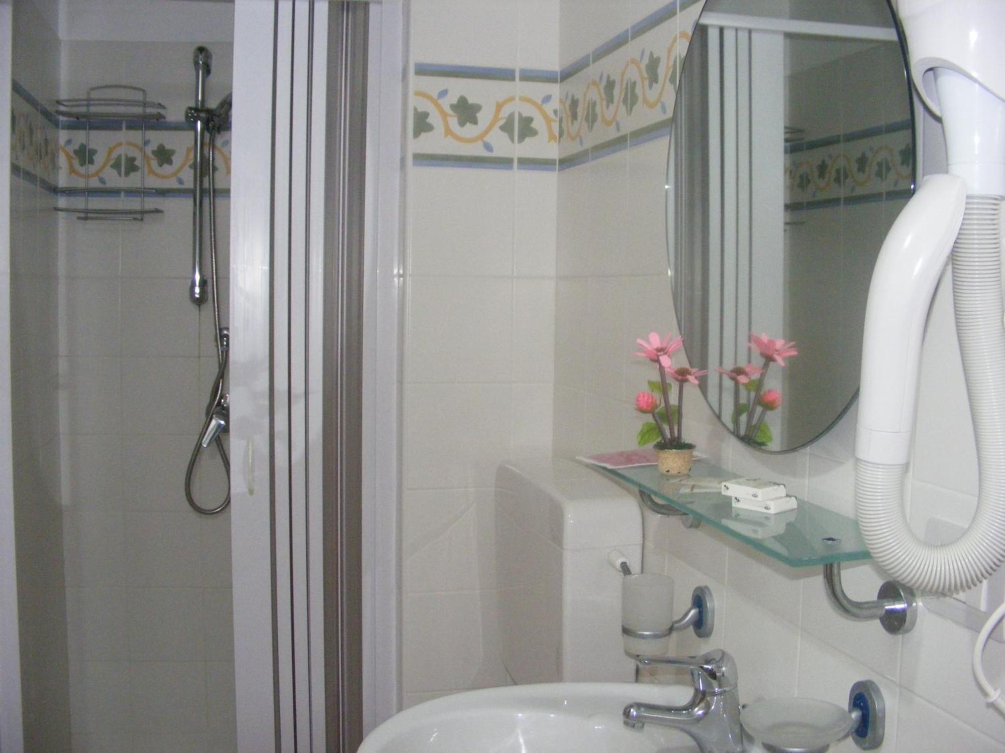 Casa Mafalda B&B Липари Екстериор снимка