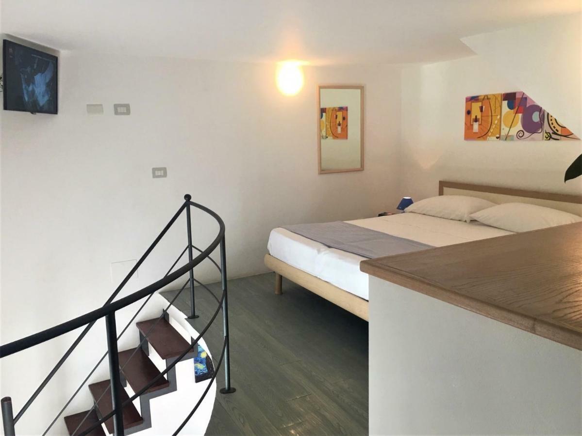 Casa Mafalda B&B Липари Екстериор снимка