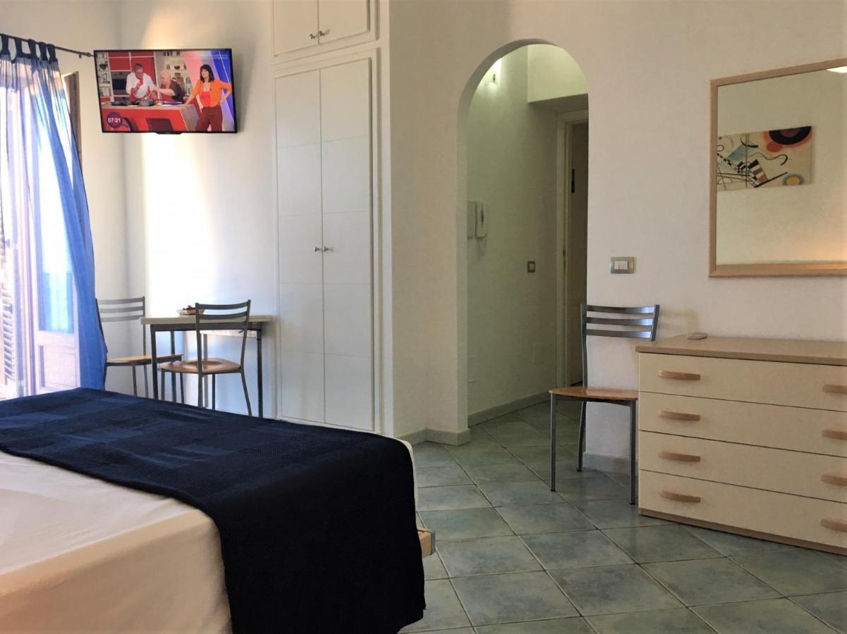 Casa Mafalda B&B Липари Екстериор снимка