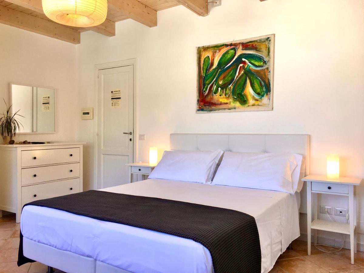 Casa Mafalda B&B Липари Екстериор снимка